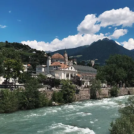 Rosa'S Boutique Apartment & Parking Merano Exterior photo